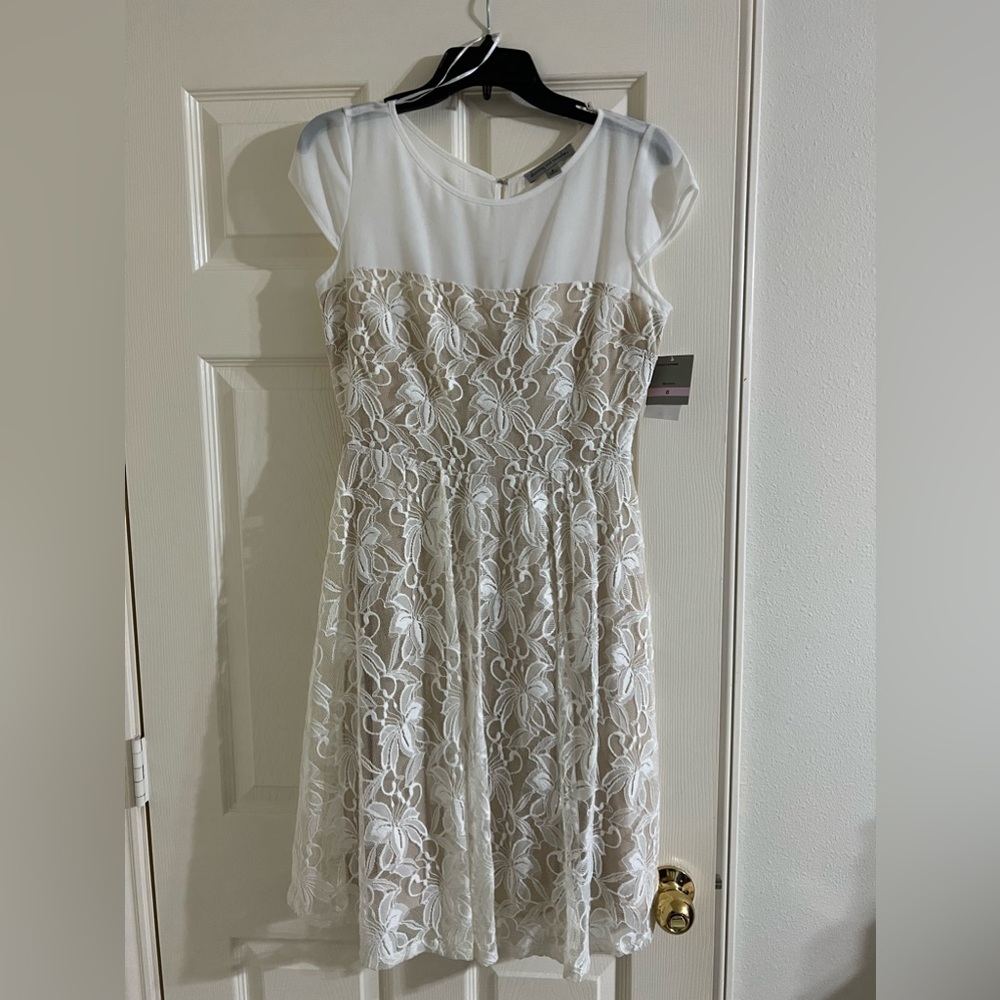 Net . Danny and nicoles size 6  dress